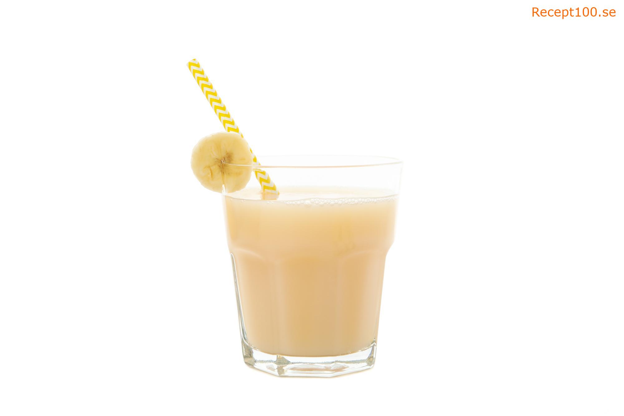 Banan коктейl med vodka