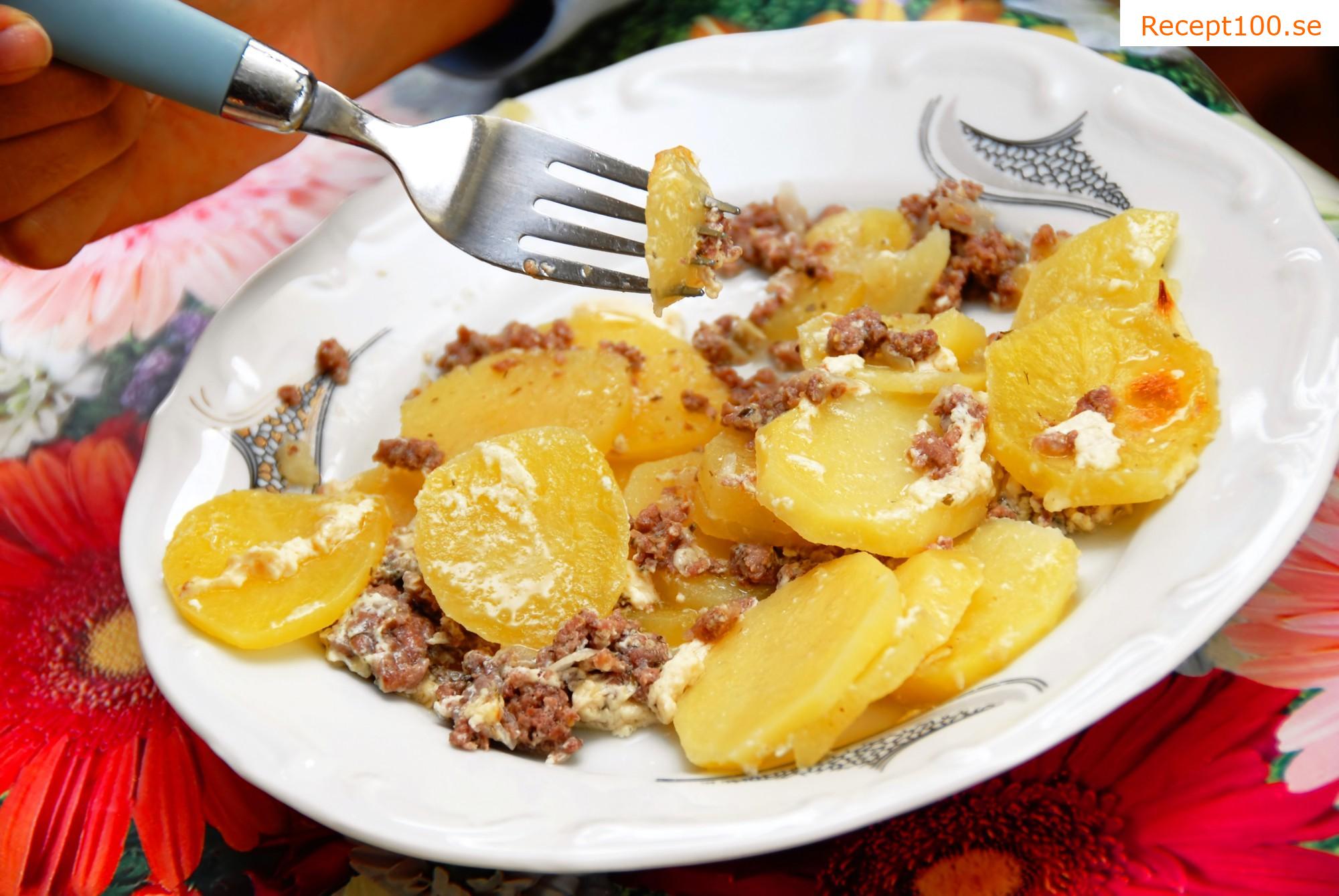 Gratinerad potatis med köttfärs