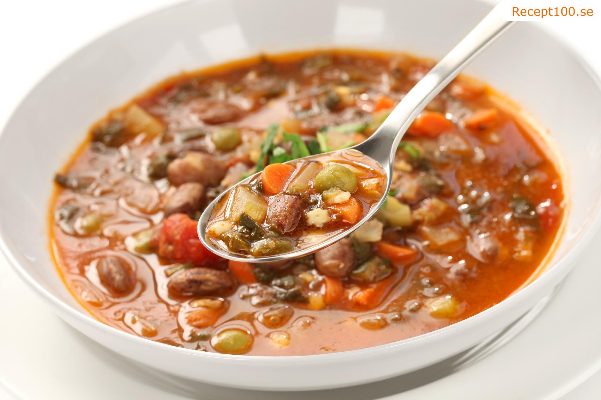 Italiensk Minestronesoppa