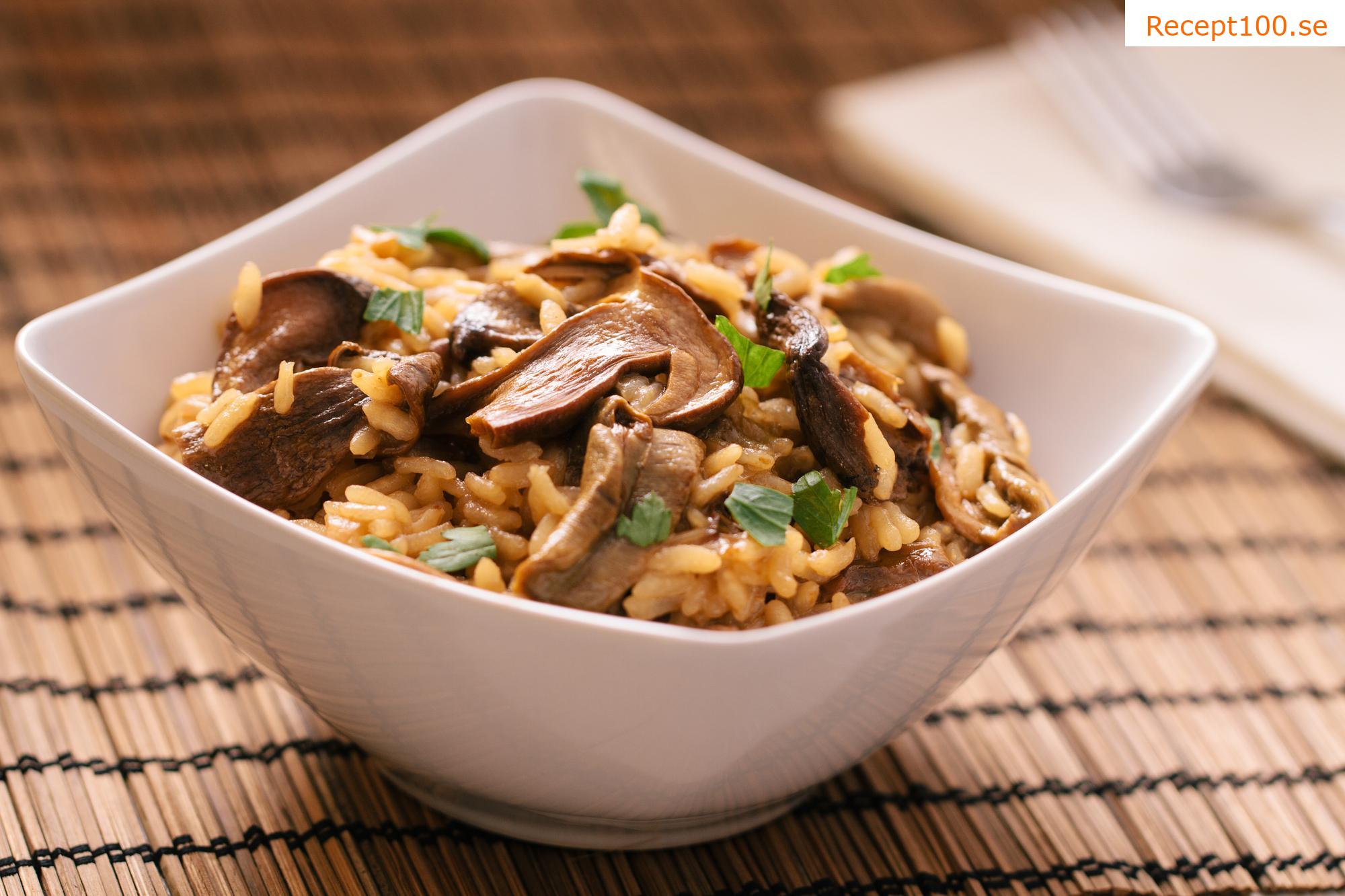 Krämig risotto med champinjoner och parmesan