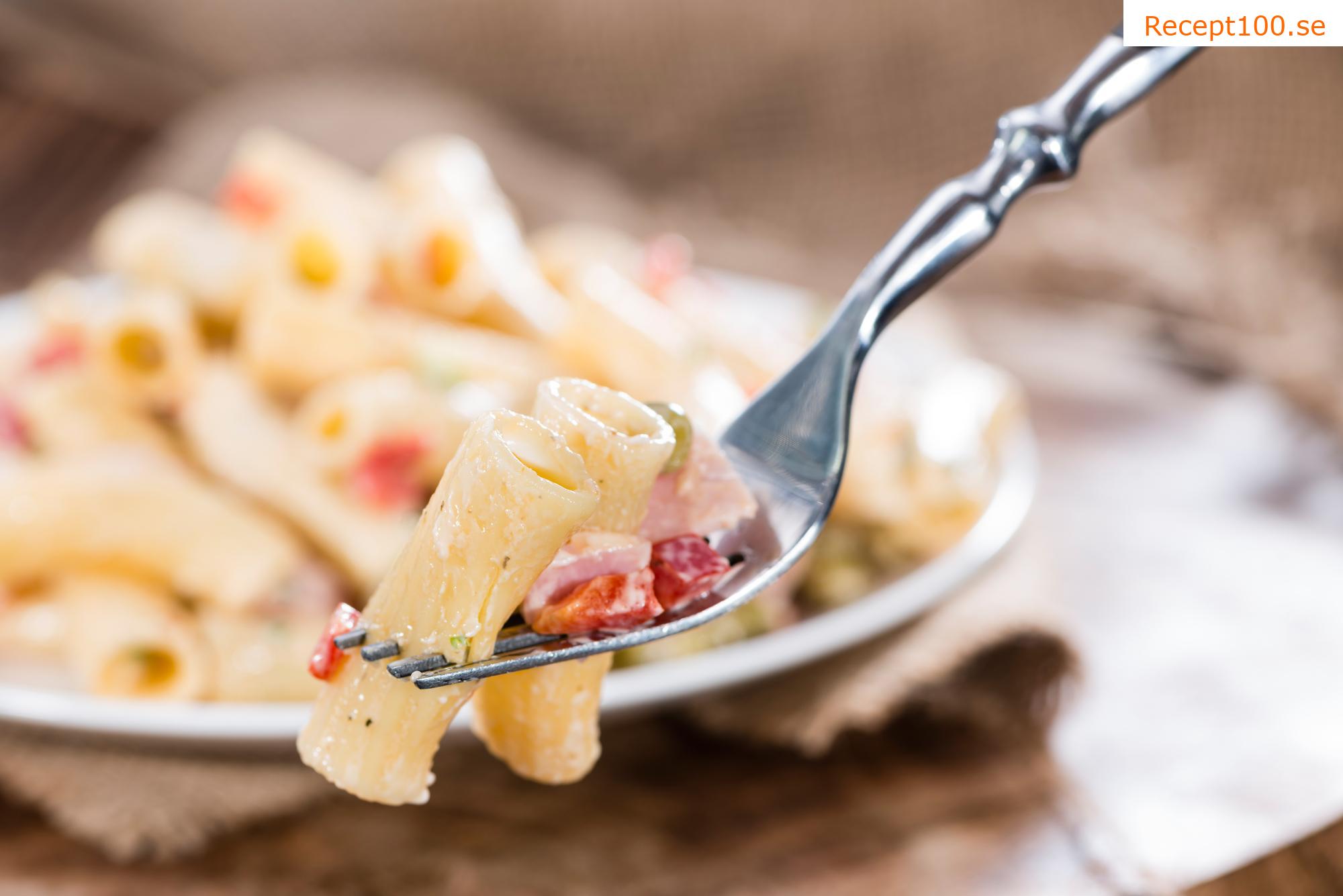 Pastasallad med grönsaker