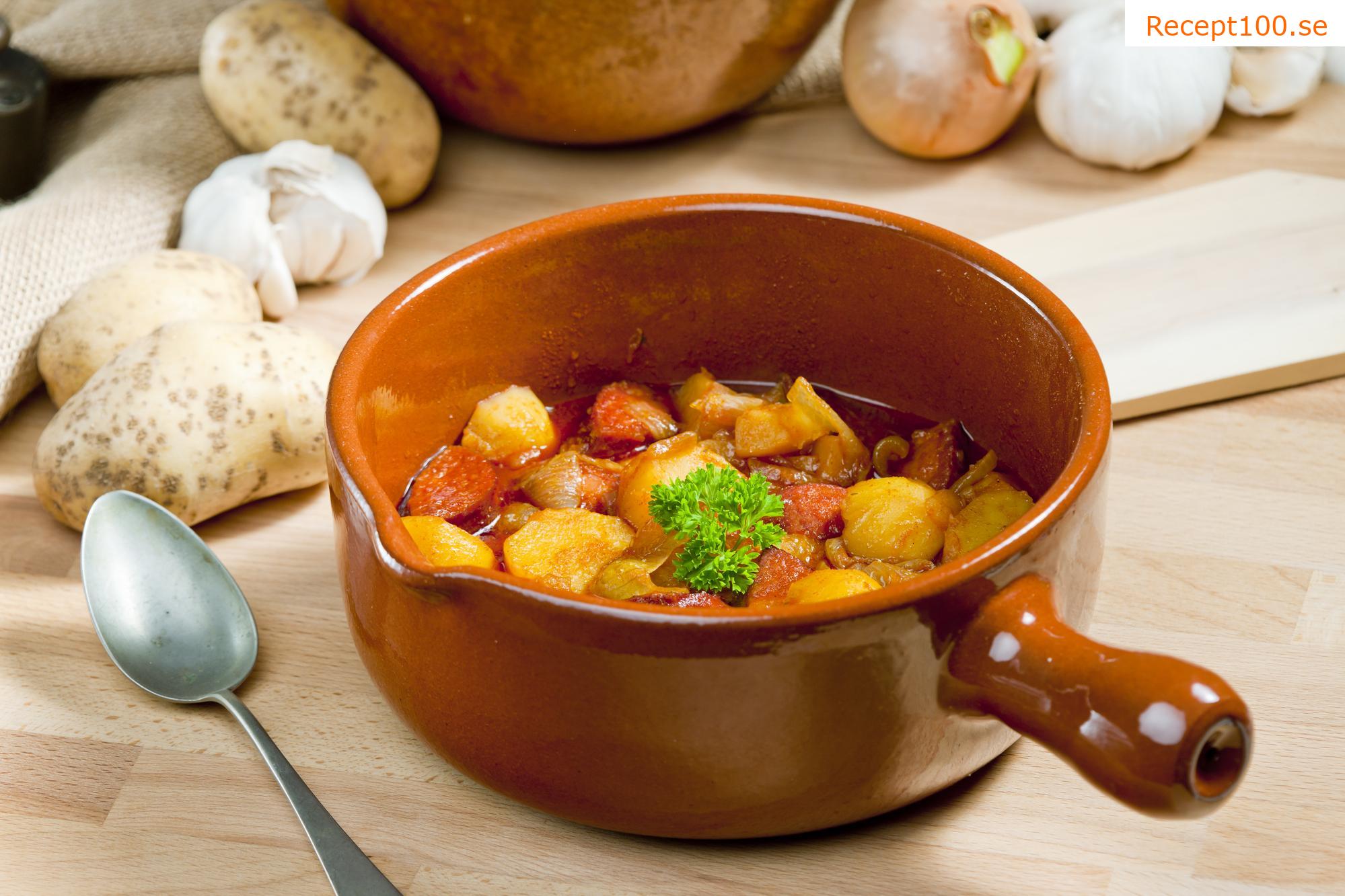 Potatis på paprikasås