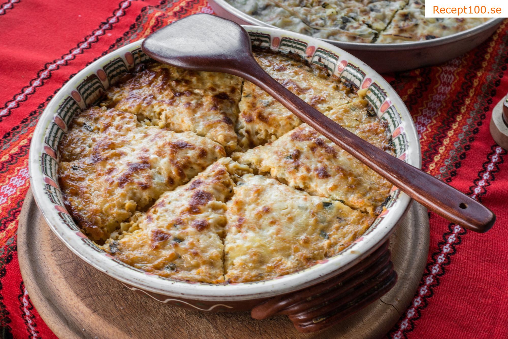 Saltad jästpaj med grönsaksfyllning