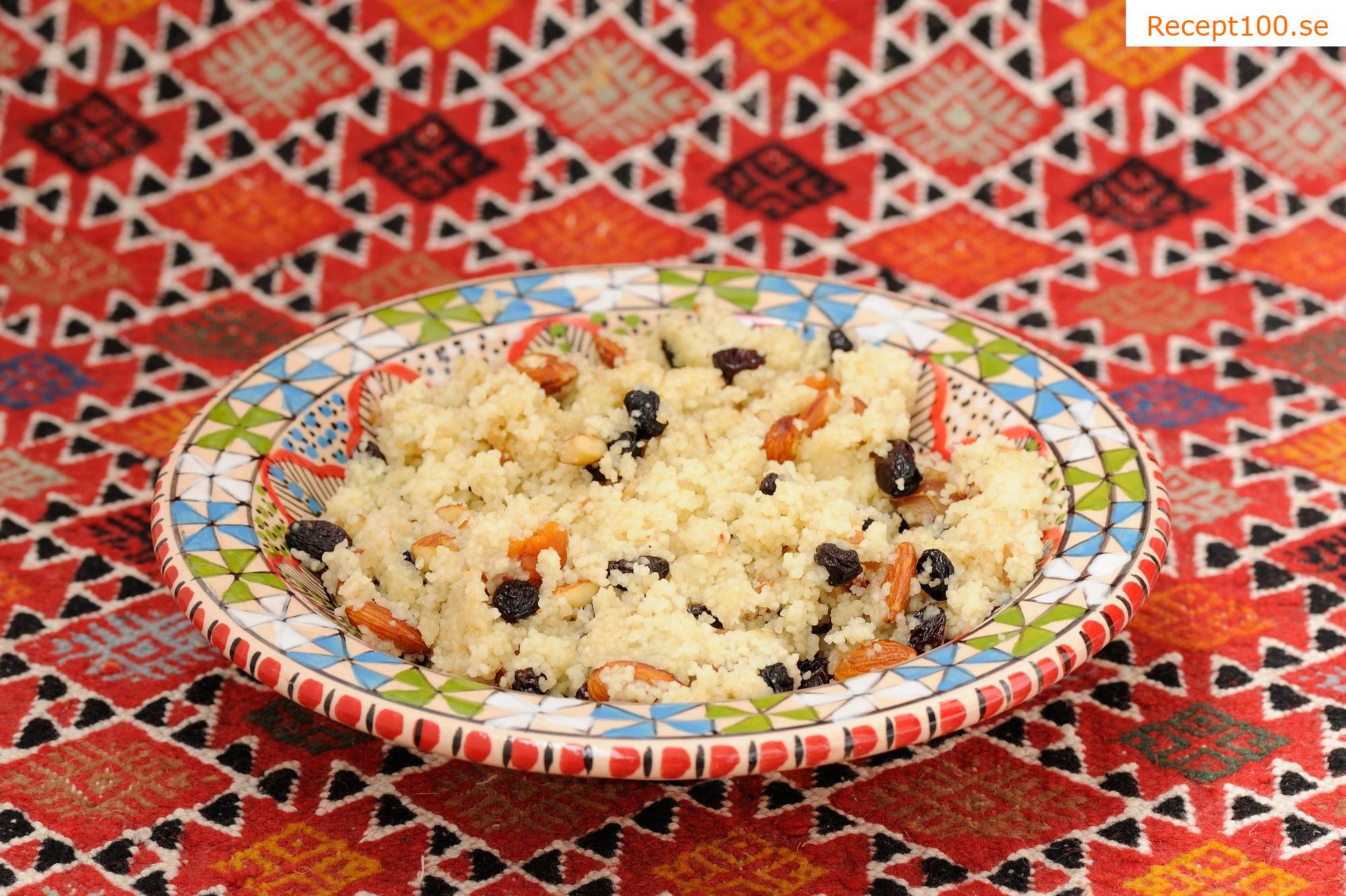 Söt couscous med frukt